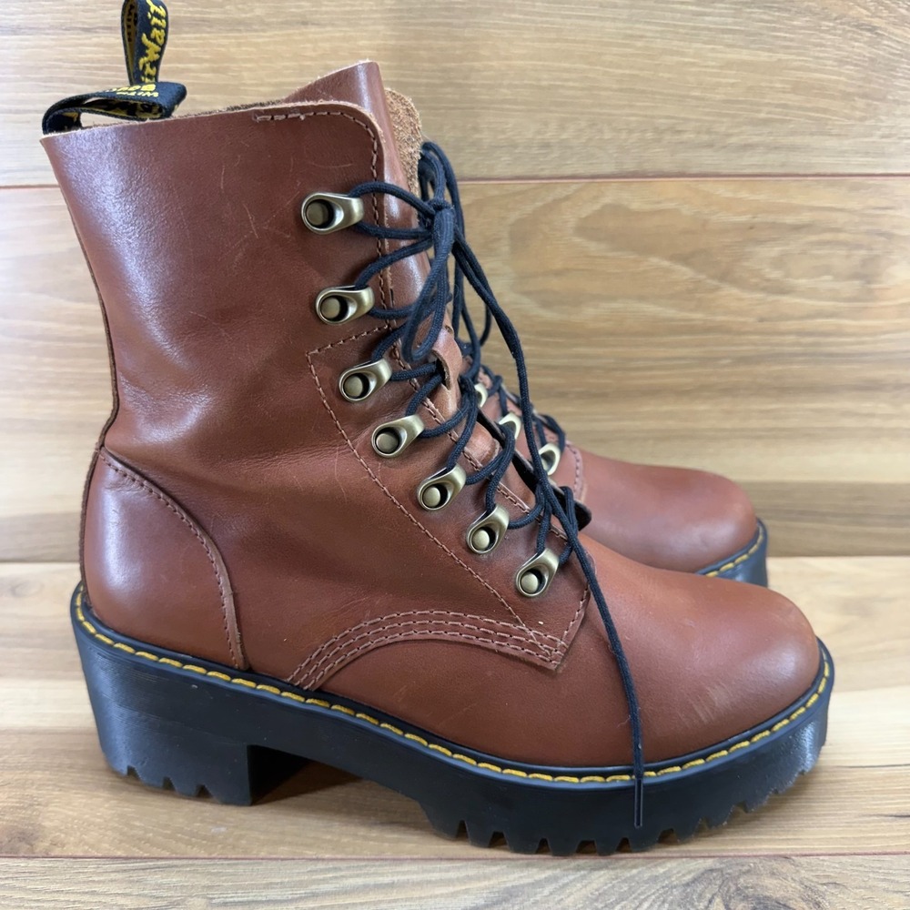 Dr. Martens Leona Butterscotch Chunky Boot Womens 9 Leather Platform Lug Sole